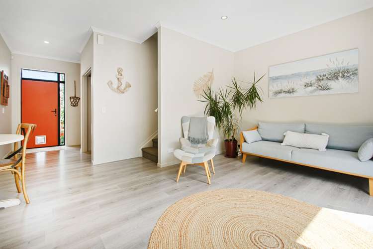 7 Glidepath Road Hobsonville_9