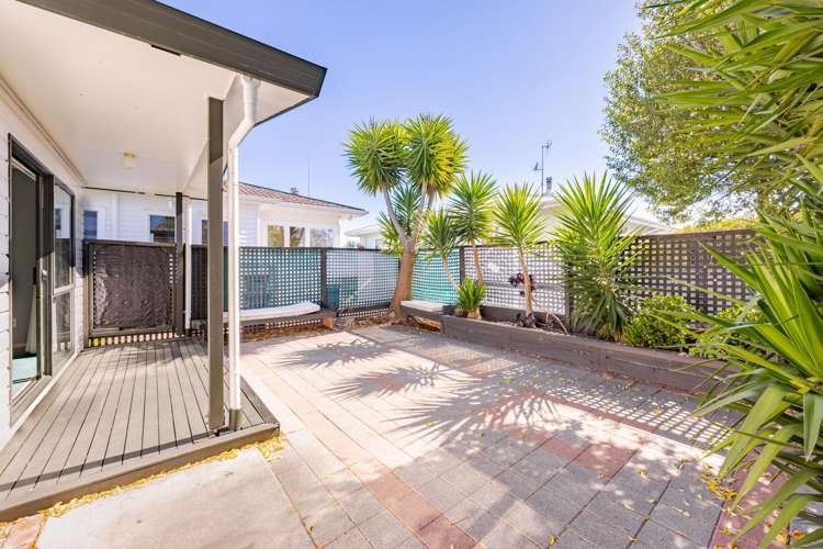 2/234 Kennedy Road_1