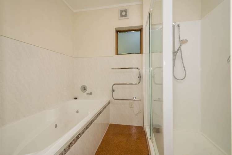13 Malters Place Browns Bay_12