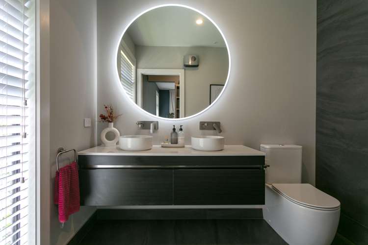 139 Mapara Road Acacia Bay_25