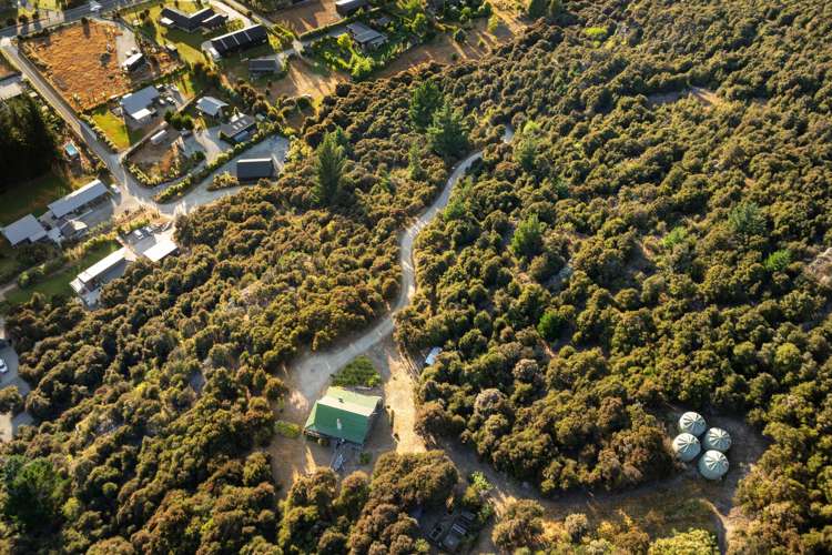 9 Goldie Lane Albert Town_14