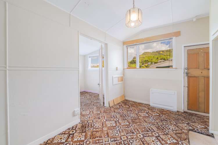 23 Ripon Street Lyttelton_11
