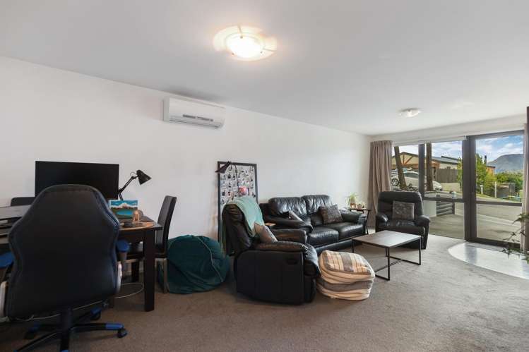 20 Greenstone Place Fernhill/Sunshine Bay_19