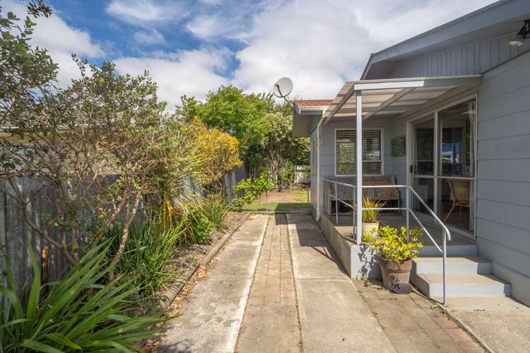 2/46 Croucher Street Richmond_16