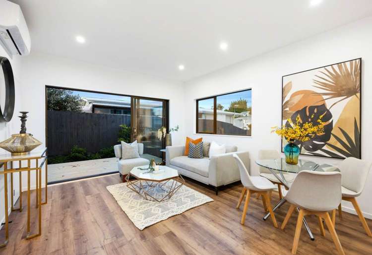 5/81 Vodanovich Road Te Atatu South_3