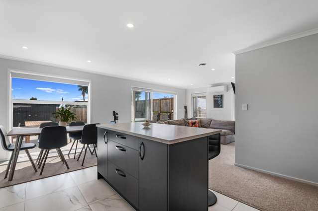 6 Towhai Crescent Owhata_3