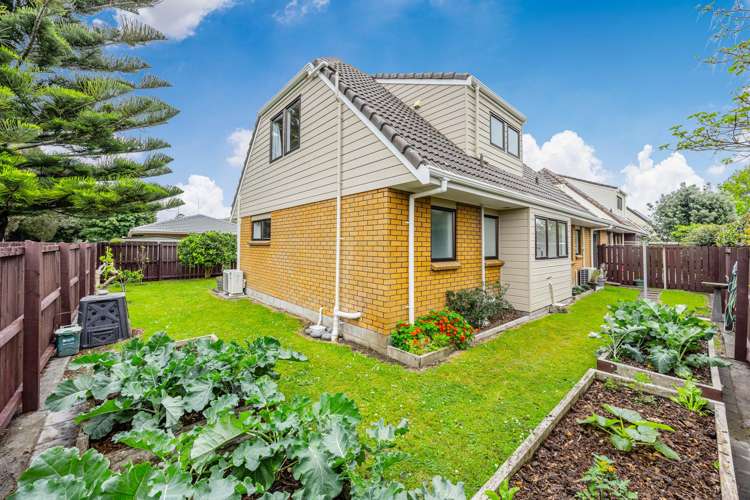 4/17 Ross Martin Court Conifer Grove_15