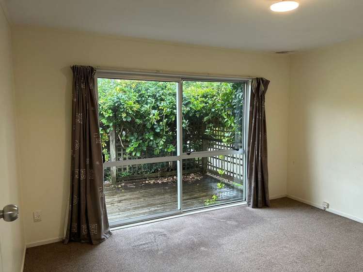 71 Kemp Road Massey_4