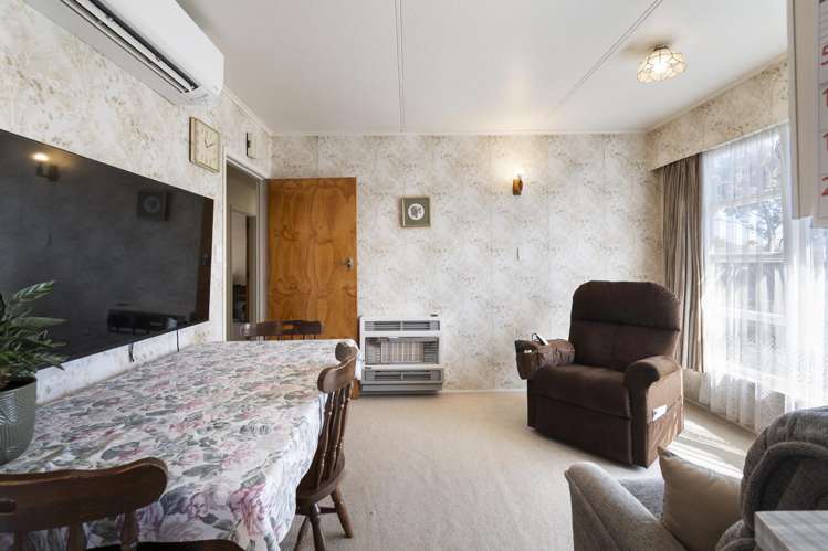 249 Vogel Street Roslyn_10