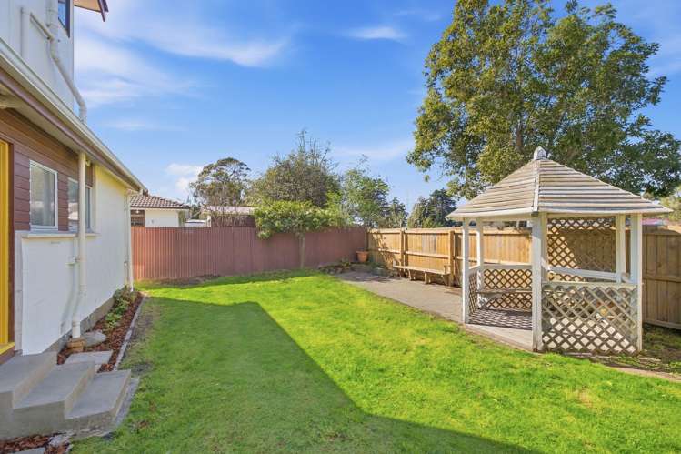 2/16 Kawau Crescent Bromley_20