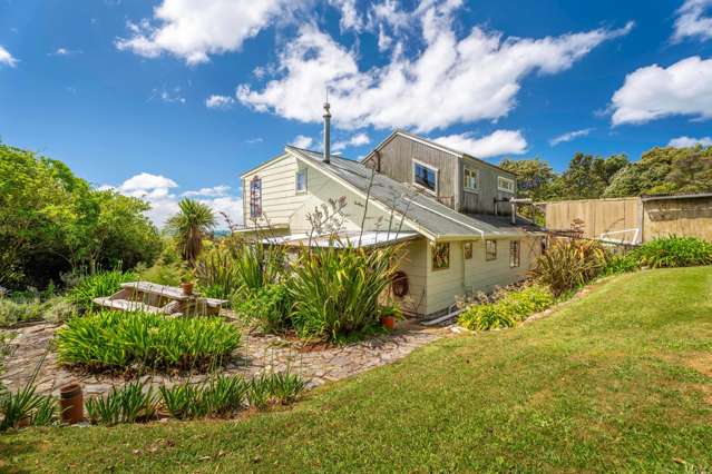 14 Lookout Road Parapara_1
