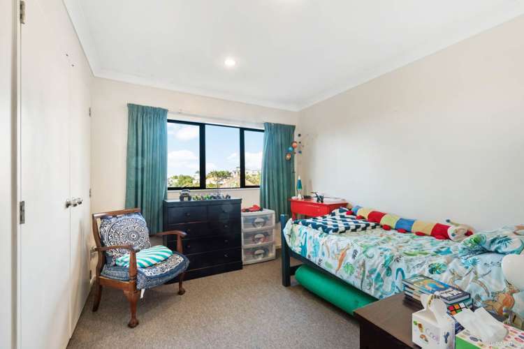 2/274 Glamorgan Drive Northcross_14