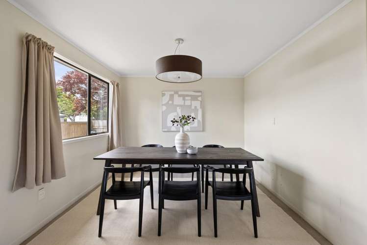 51 Gilbass Avenue Hamilton Lake_7