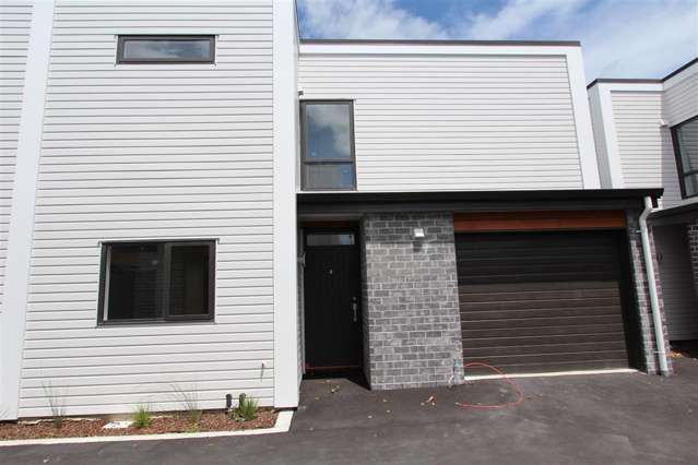 Modern Two- Bedroom Townhouse