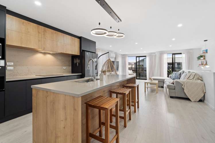 3 Desalt Drive Hobsonville_1