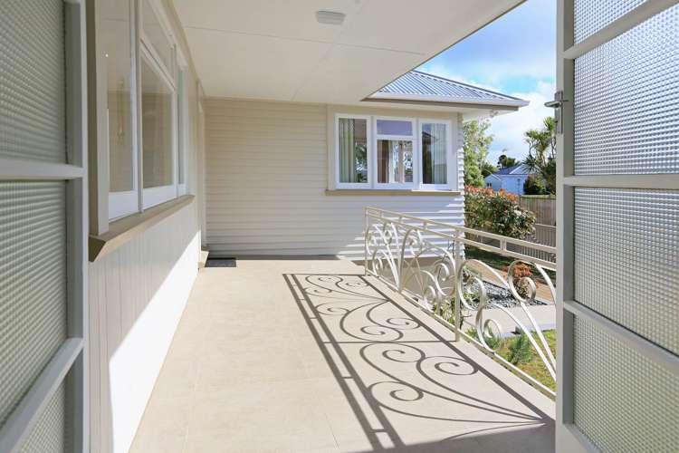 72 Te Atatu Road Te Atatu South_18