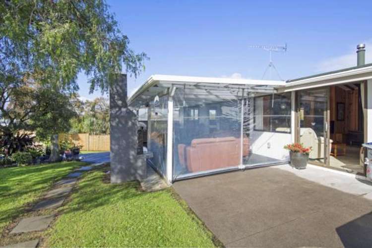 60a Beach Road Mellons Bay_17