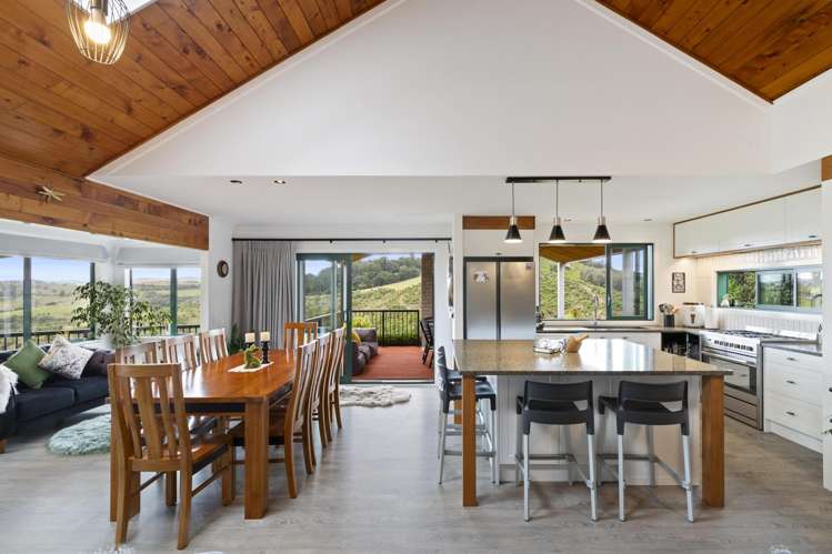 307c Maxted Road Bombay_6