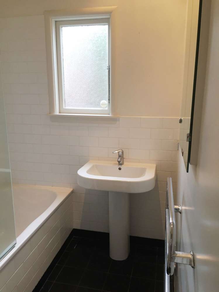 15 Otahuri Crescent Greenlane_11