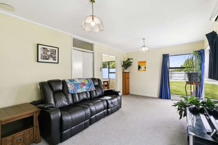 19a Bassett Road Johnsonville_5