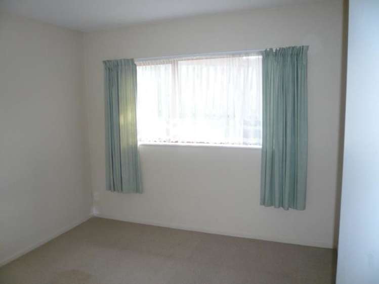 16 Roick Parade Glen Eden_2