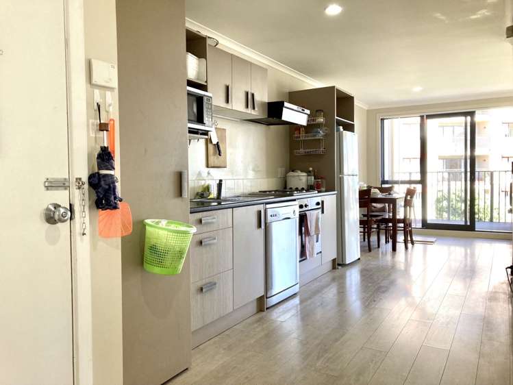 3A/1 Wadier Place Henderson_3