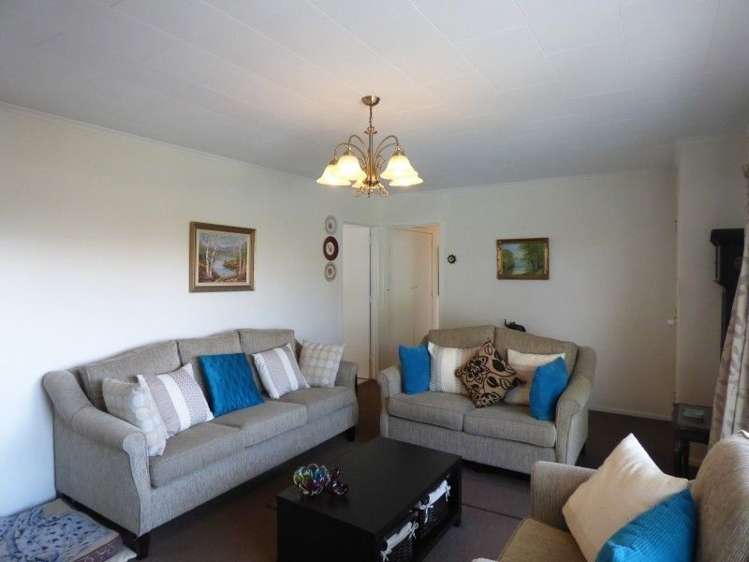 4 Glamorgan Avenue Tamatea_10