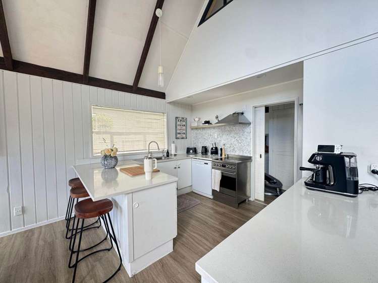 8B Himalaya Crescent Lynfield_8