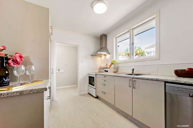 13 Bedford Street Te Atatu South_5