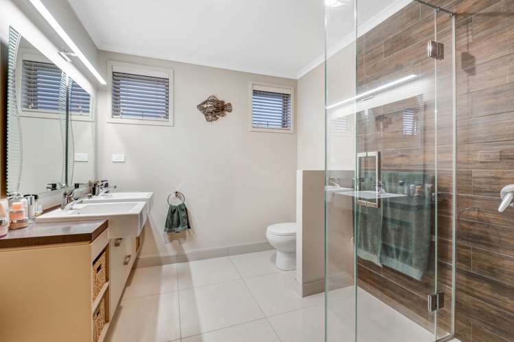 1 Barnacle Rise Red Beach_20