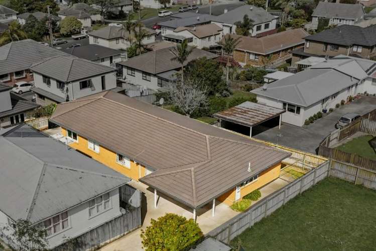2/442 Richardson Road Mt Roskill_14