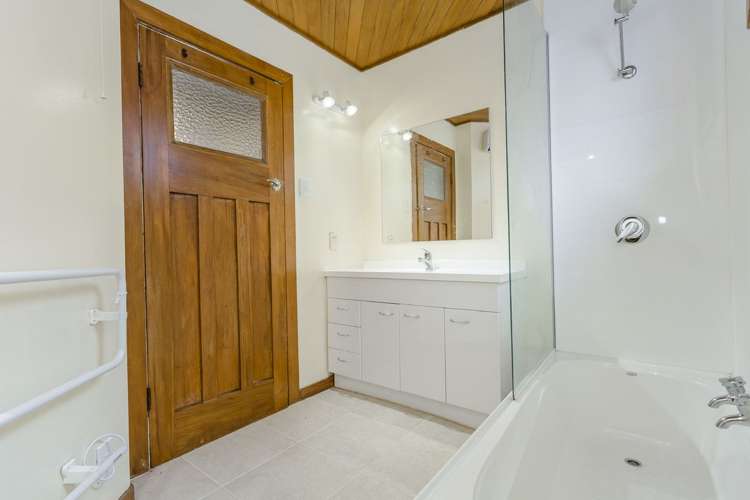 51 Royal Crescent Saint Kilda_19