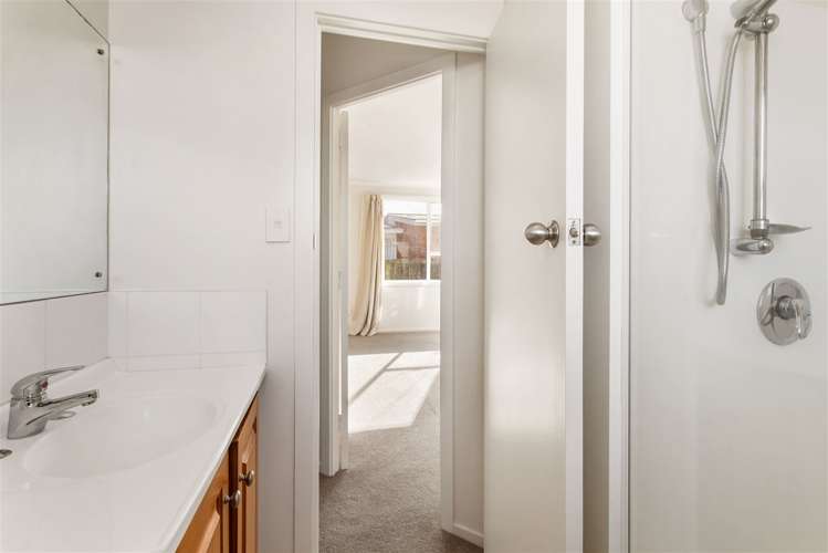 2/27 Percy Street Phillipstown_11