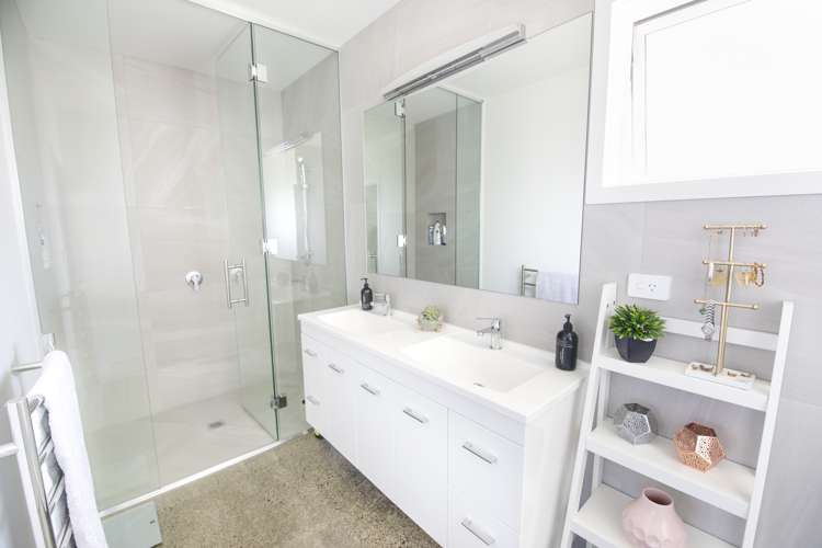 34 Pelorus Avenue Poraiti_15