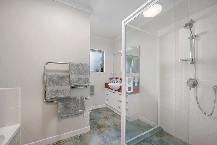 19 Valley Road Waitoki_38