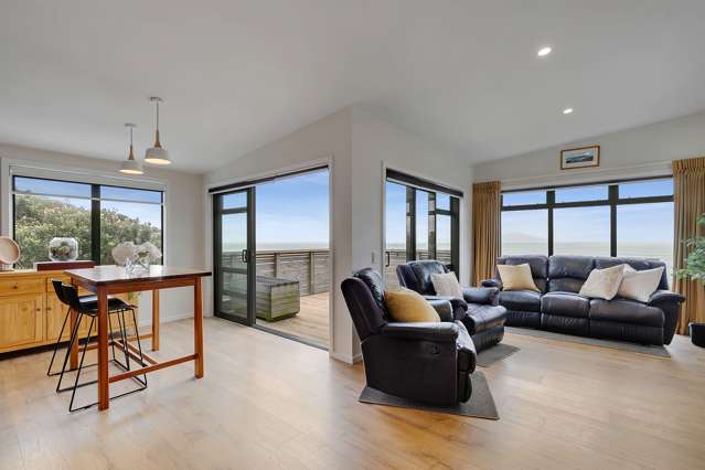 7a Haunui Way Pukerua Bay_1