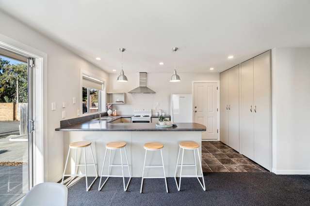 1/8 Hythe Lane Saint Martins_4