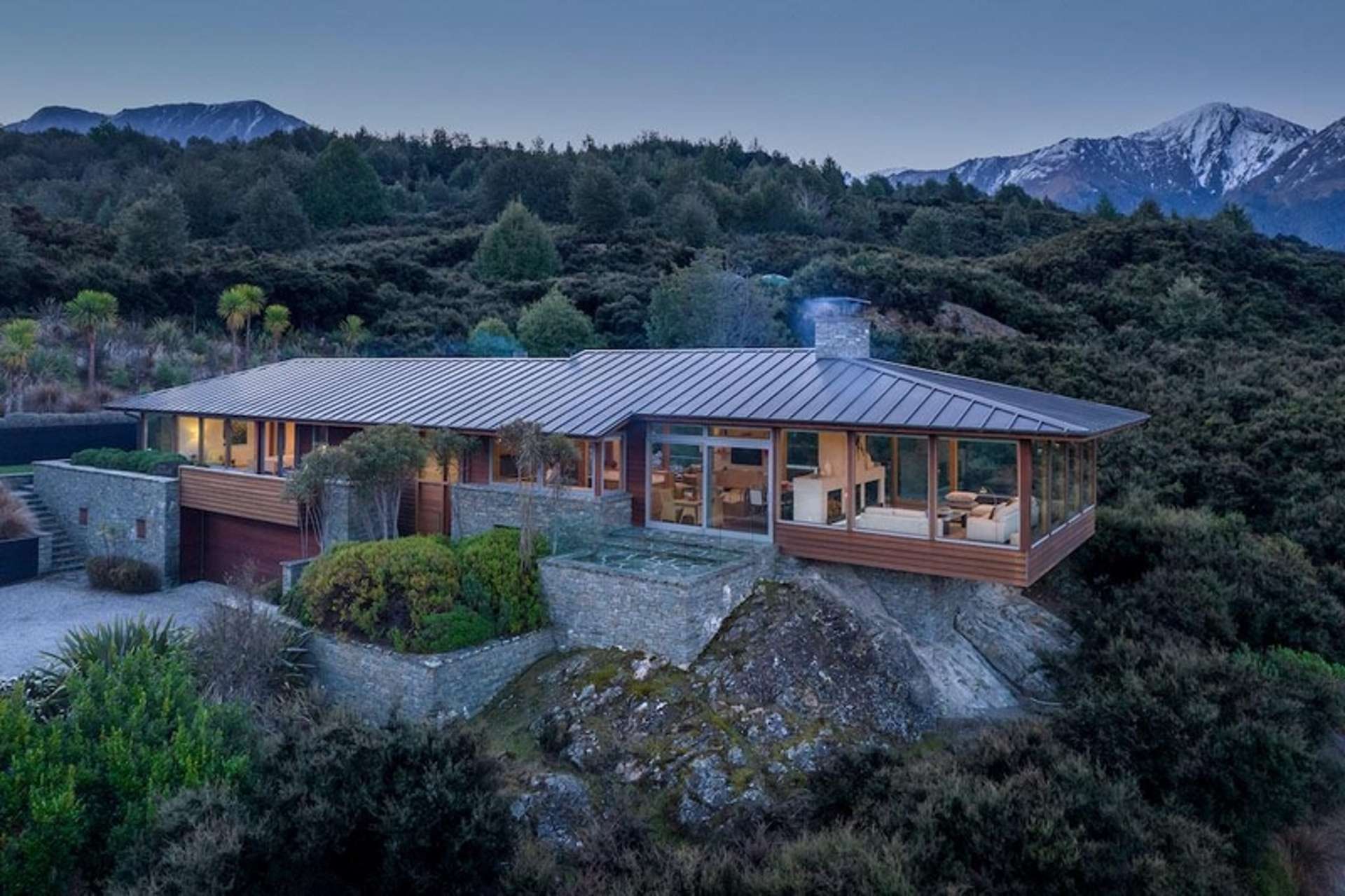 14 Closeburn Station Closeburn_0