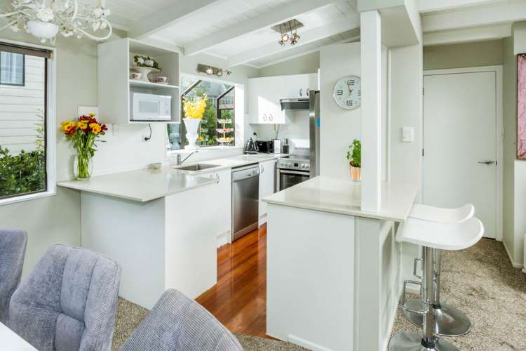 2/20 Selwyn Crescent Forrest Hill_37