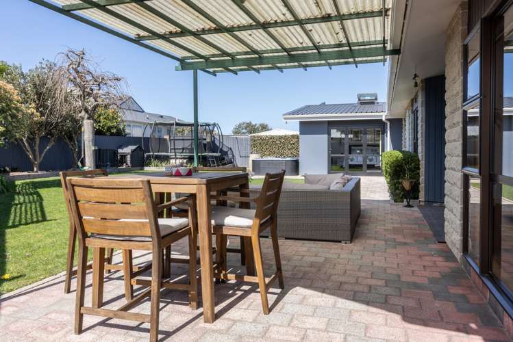 1 Spriggs Crescent Greenmeadows_19