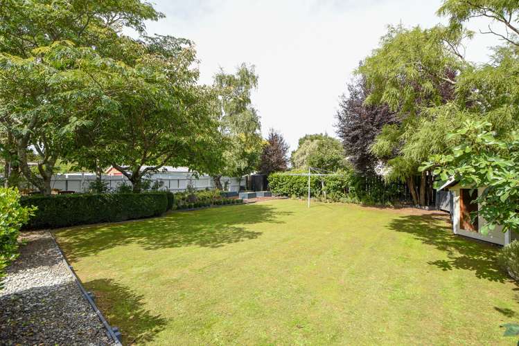 16 King Street Carterton_17