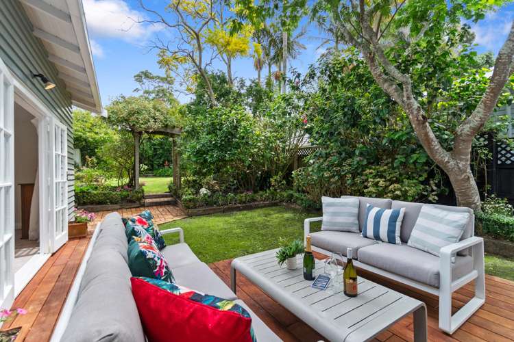 15 Duders Avenue Devonport_5