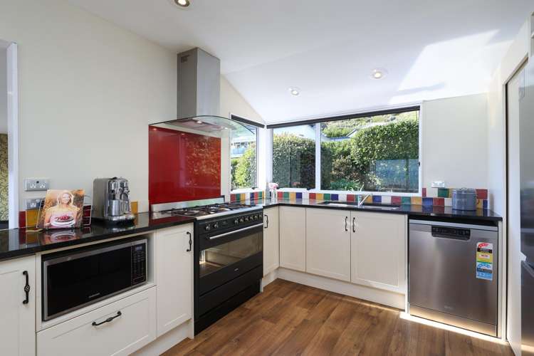 64 Tresillian Avenue Marybank_9