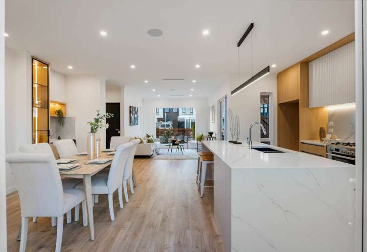 97 Parish Drive_4