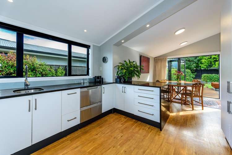 16 Woodbank Street_5