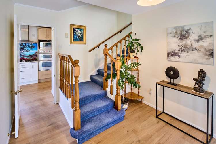 7 Tui Terrace Tawa_19