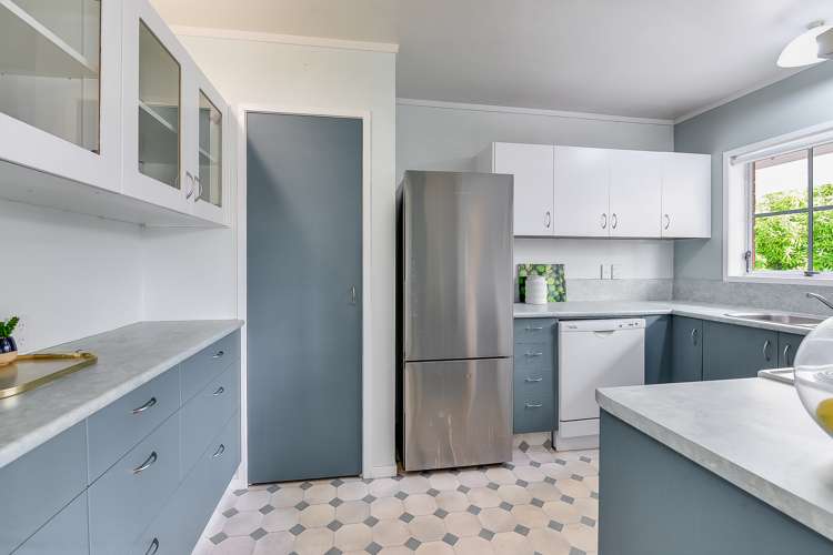 11 Sandalwood Drive Dinsdale_11