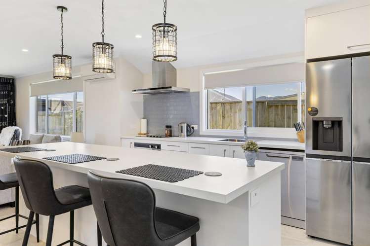 77 Harakeke Drive Wharewaka_2