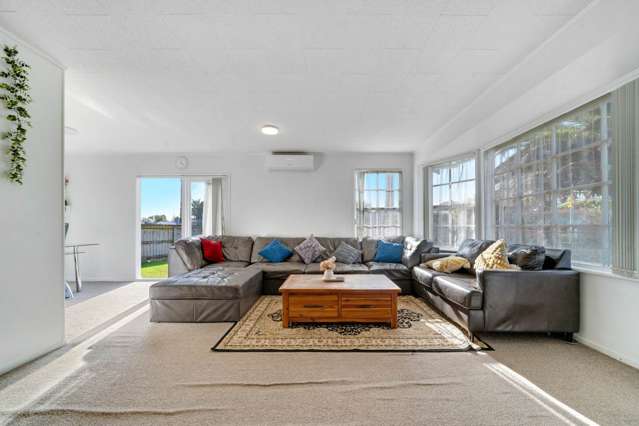 1 Crampton Place Manurewa_4