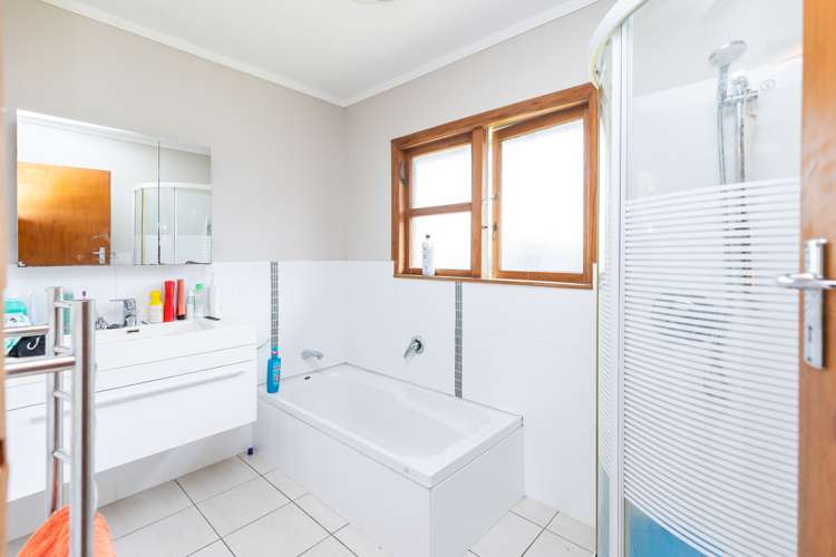 11 Wall Street Nawton_6